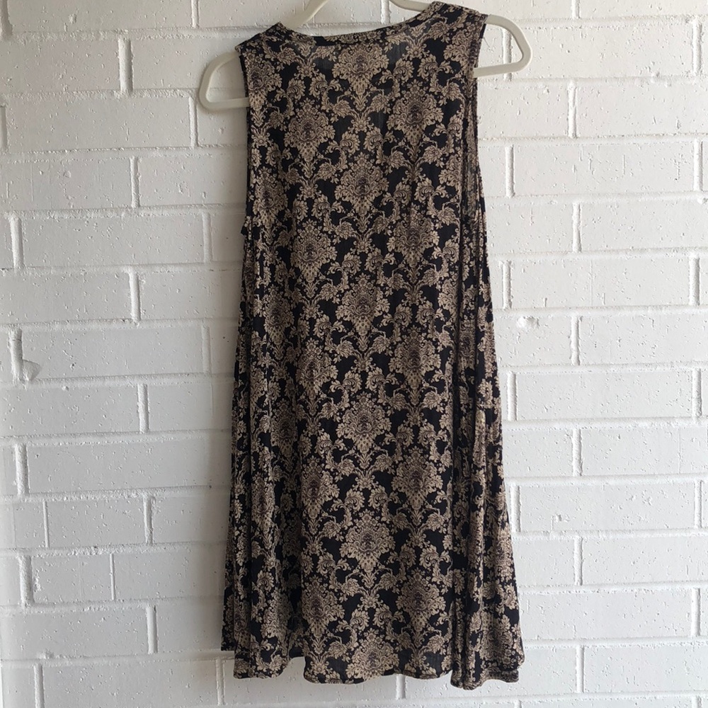Audrey 3+1 Keyhole Swing Dress - Picture 3 of 5